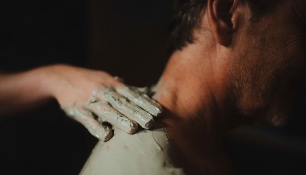 Pose d'argile de montagne